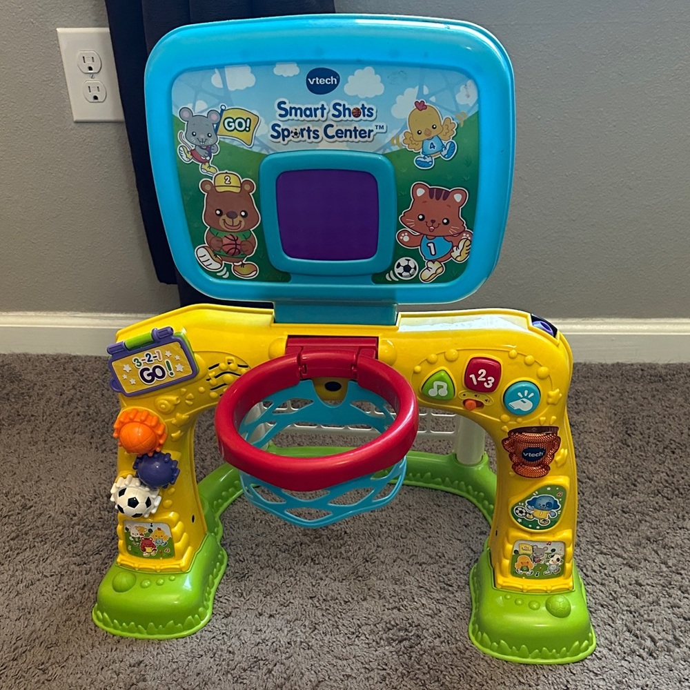 VTech Smart Shots Sports Center - Colorful Interactive Toy